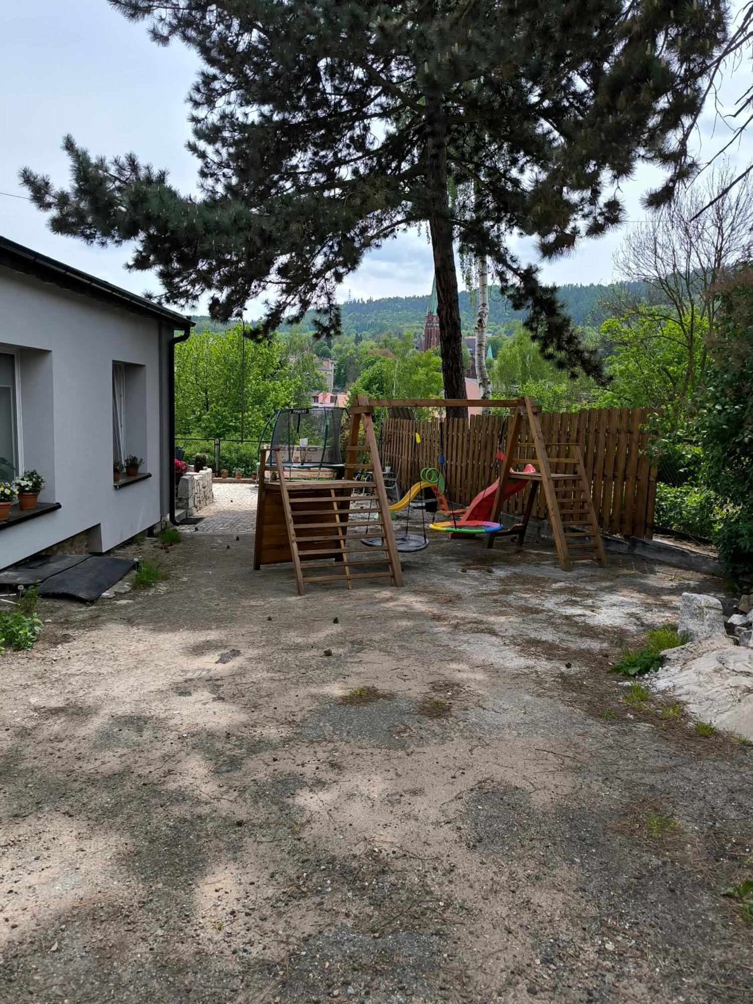 Dawna Mleczarnia Apartamenty Sosnowy Nowa Ruda Extérieur photo